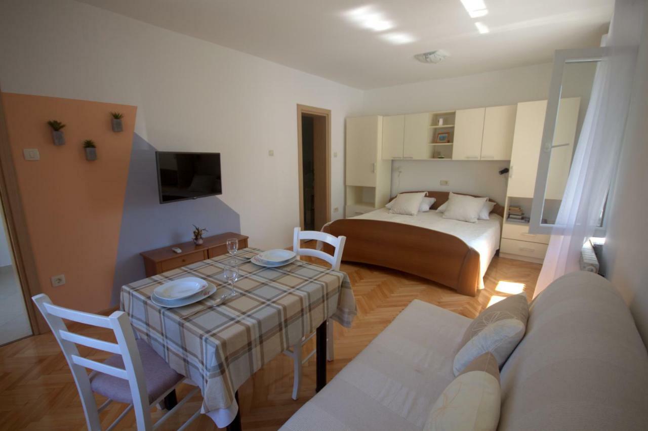 Apartments Katarina Porat Malinska Extérieur photo
